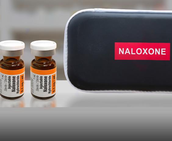Naloxone kit